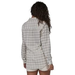 Patagonia Women's LW A/C Buttondown Sale -Best Fishing Sale 231 patagonia womens lw a c buttondown check stingray mauve 03 f5ea7eff 88a5 4db9 99a4 df6316d87bbd