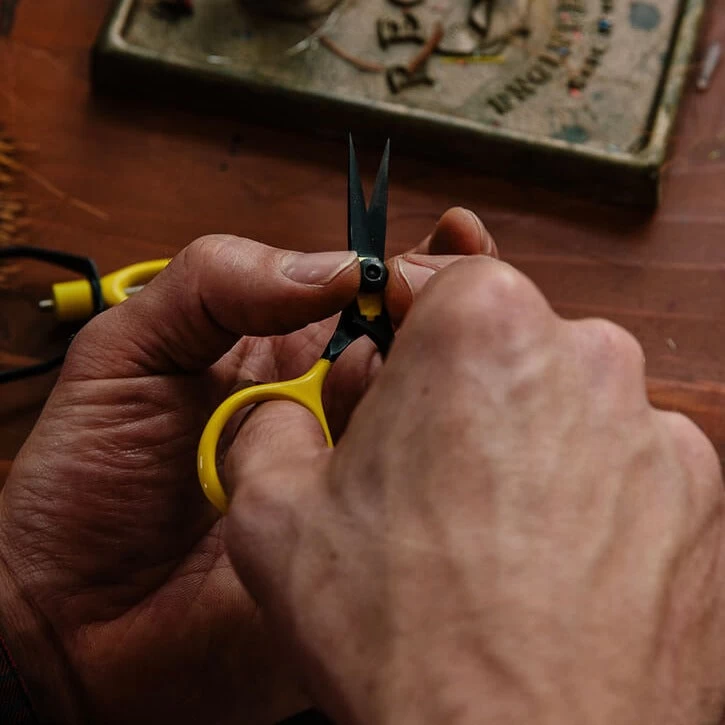 Loon Outdoors LOON RAZOR SCISSOR 4" 4 Loon Outdoors LOON RAZOR SCISSOR 4" - Image 4