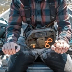 UMPQUA ZS2 WADER CHEST PACK 8 UMPQUA ZS2 WADER CHEST PACK -Best Fishing Sale UFM01328